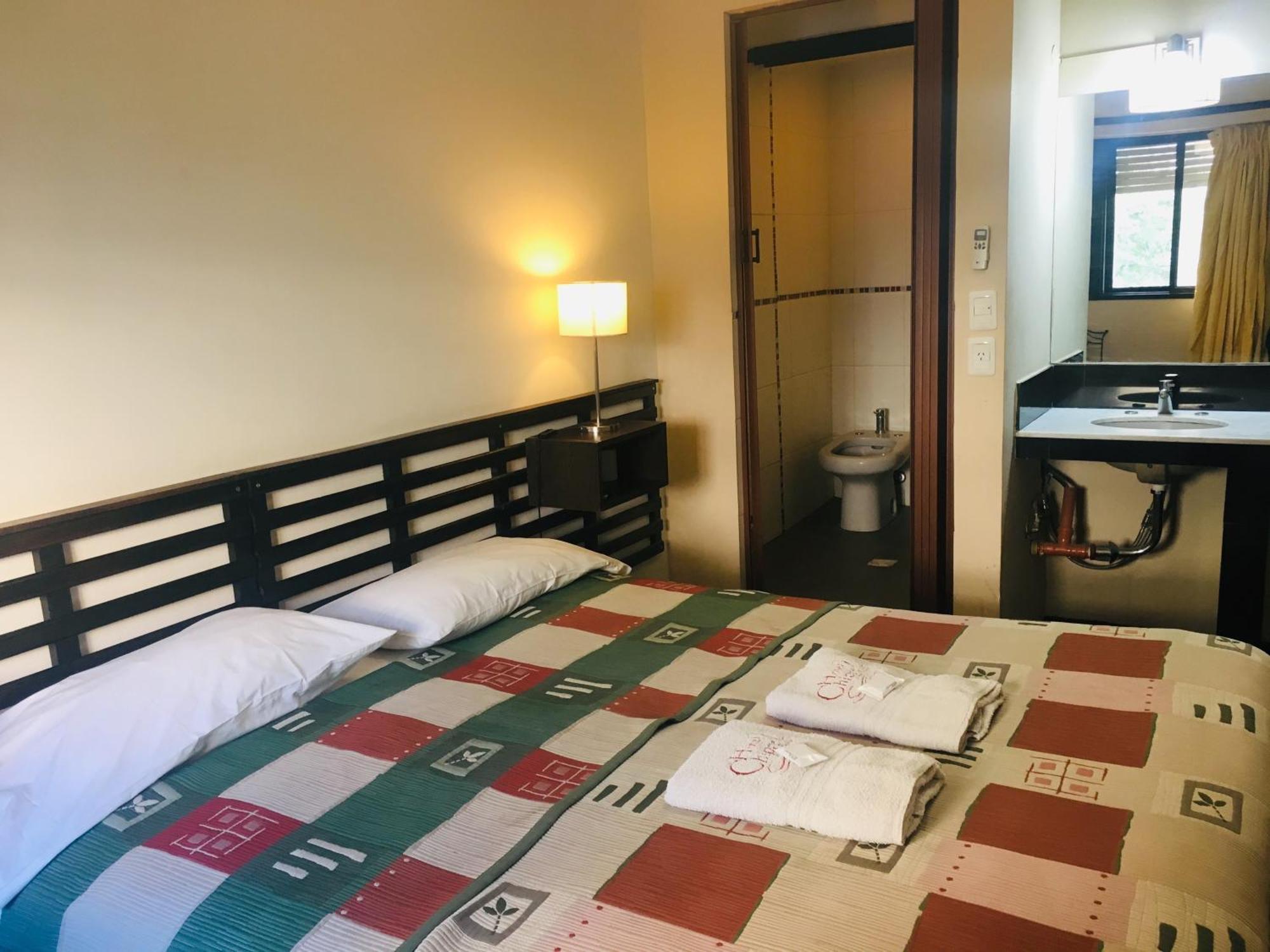 Hotel Chipre บัวโนสไอเรส ภายนอก รูปภาพ